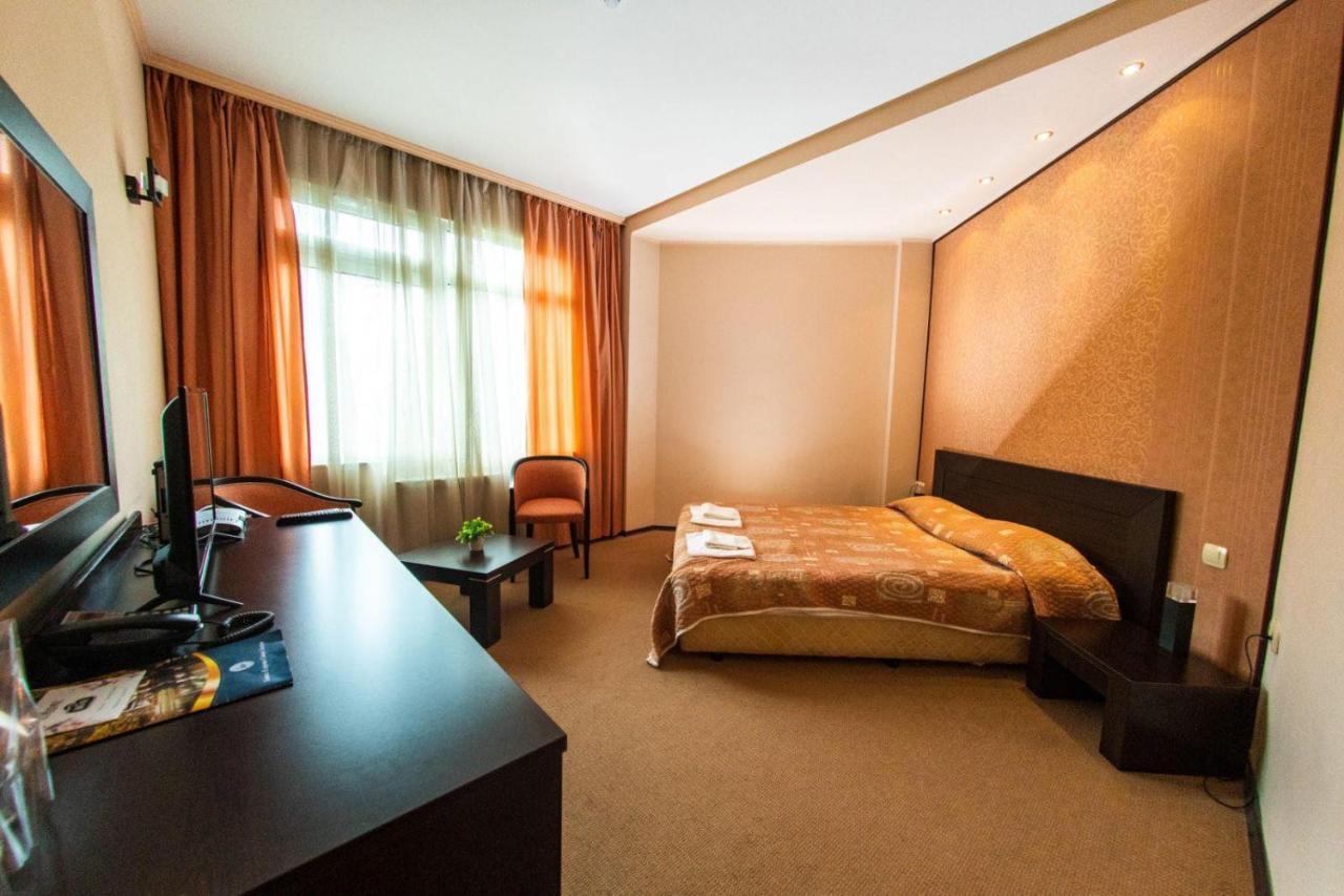 Hotel Ezeroto Stara Sagora Exterior foto